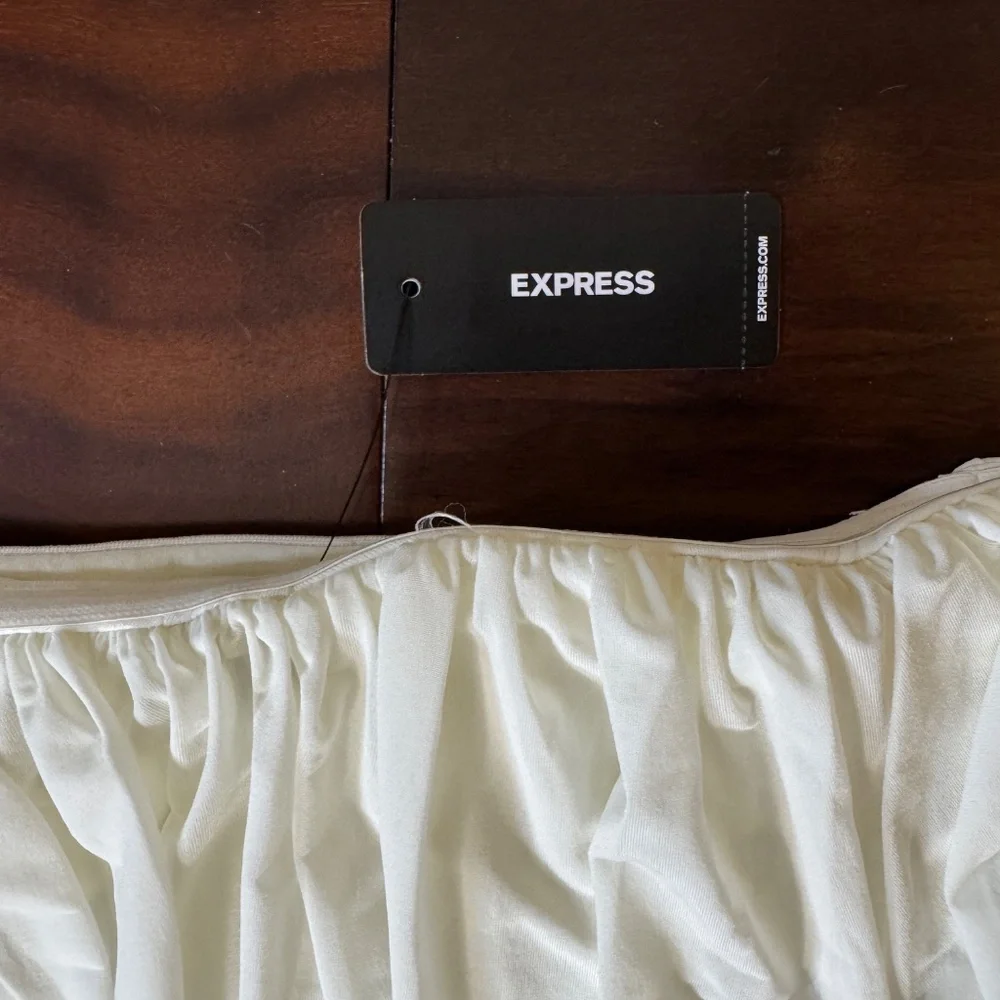 EXPRESS RUCHED STRAPLESS IVORY PEPLUM TUBE TOP - Picture 9 of 13